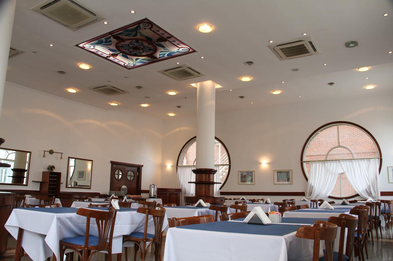 Hotel Reviens Pinamar Exterior photo