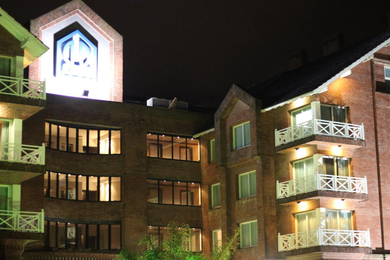 Hotel Reviens Pinamar Exterior photo