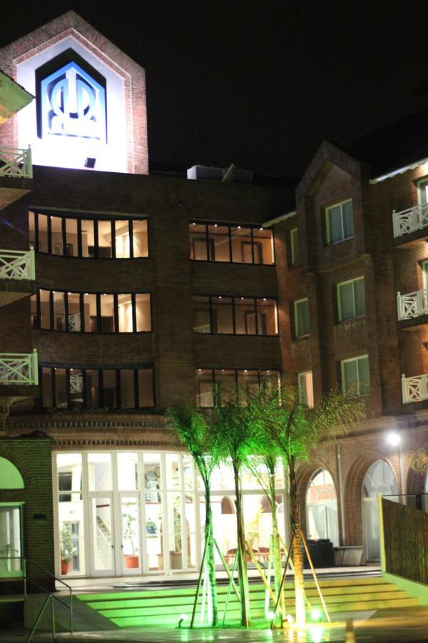 Hotel Reviens Pinamar Exterior photo